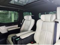 2021 Lexus LM300h 2.5 4WD Van สีขาว รูปที่ 7